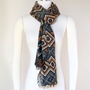 Vintage pashmina shawl in a geometric print